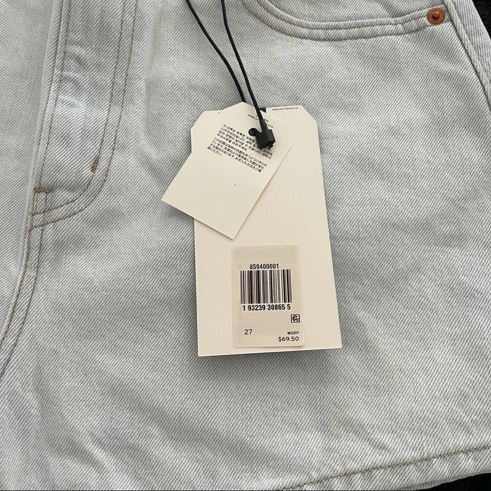 Levi’s Shorts - Picture 3 of 4
